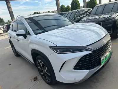 BYD L DM-i 2024, 15000 км, за 97800 CNY