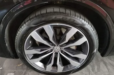 Volkswagen Touareg 2019, 132500 км, за 222103.92 CNY - фото 10