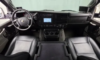 Chevrolet Express Van 2017, 93335 км, за 29900000 KRW - фото 7