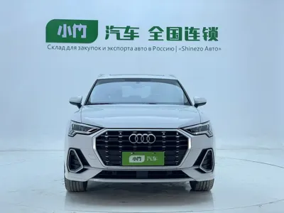 Audi Q3 2022, 12000 км, за 188000 CNY