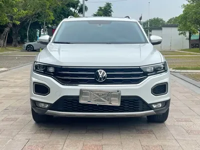 Volkswagen T-Roc 2021, 62000 км, за 68800 CNY