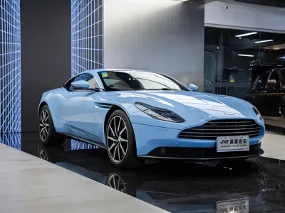 Aston Martin DB11 2019, 50000 км, за 998000 CNY