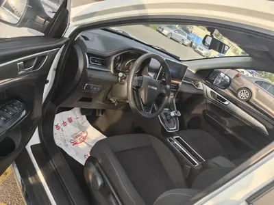 Haval M6 2021, 60000 км, за 35000 CNY - фото 6