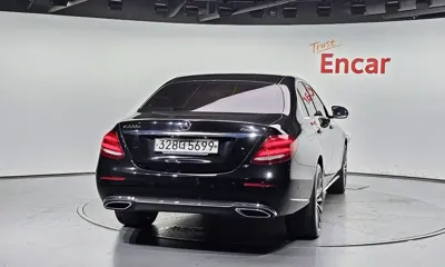 Mercedes-Benz E-Class 2019, 293517 км, за 15990000 KRW
