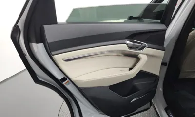 Audi e-tron 2022, 111017 км, за 41890000 KRW - фото 25