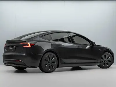 Tesla Model 3 2025, 34000 км, за 178800 CNY - фото 7