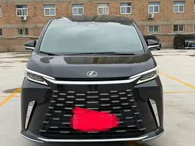 Lexus LM 2025, 30000 км, за 1388000 CNY - фото 3