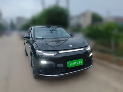 Leapmotor C11 2026, 10300 км, за 144402.46 CNY
