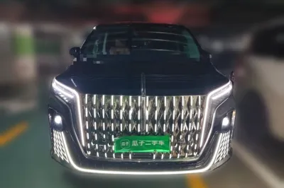 Hongqi HQ9 PHEV 2024, 56100 км, за 222921.13 CNY