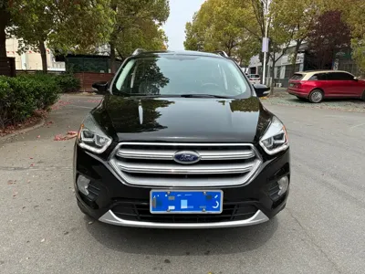 Ford Kuga 2017, 120000 км, за 28800 CNY