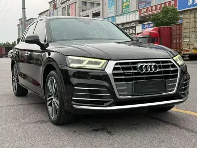 Audi Q5L 2020, 80000 км, за 108800 CNY