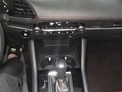 Mazda 3 Axela 2022, 15000 км, за 108800 CNY - фото 17