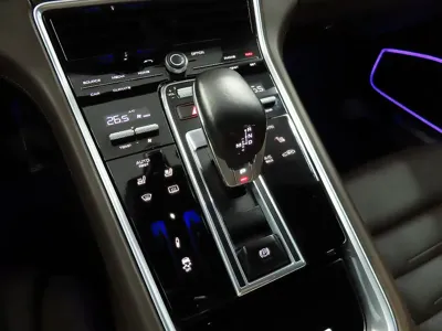 Porsche Panamera 2018, 77875 км, за 80000000 KRW - фото 14