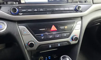 Hyundai Avante 2018, 163690 км, за 7500000 KRW - фото 32