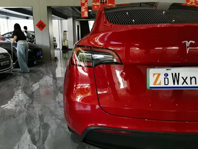 Tesla Model Y 2022, 61800 км, за 155800 CNY - фото 27