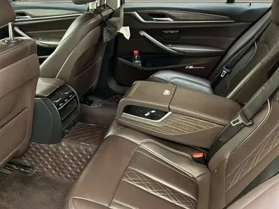BMW 5 Series 2018, 100000 км, за 125000 CNY - фото 5