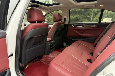 BMW 5 Series New Energy 2022, 36400 км, за 230344.11 CNY - фото 39