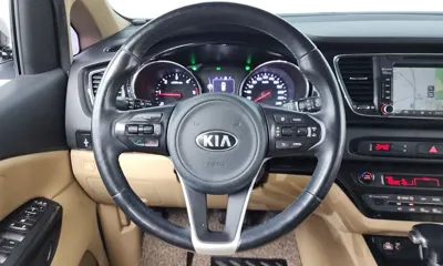 Kia Canival 2017, 99890 км, за 14900000 KRW - фото 13