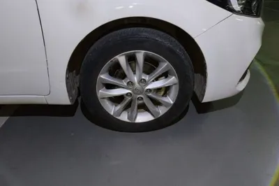 Kia K3 2016, 87100 км, за 33245.38 CNY - фото 8