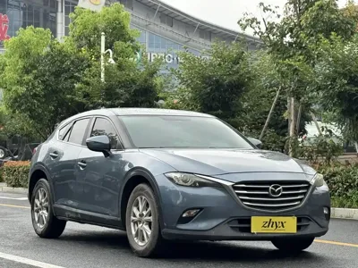 Mazda CX-4 2017, 128000 км, за 37500 CNY