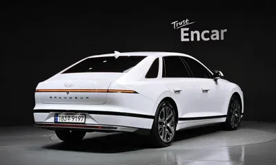 Hyundai Grandeur 2023, 47548 км, за 33200000 KRW