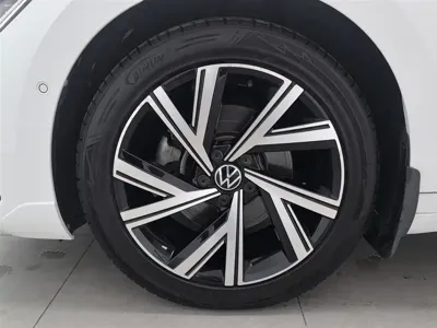 Volkswagen CC 2021, 59500 км, за 109800 CNY - фото 17