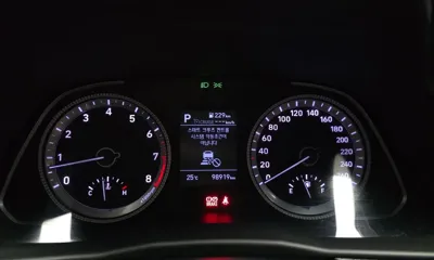 Hyundai Sonata 2020, 98919 км, за 16000000 KRW - фото 8