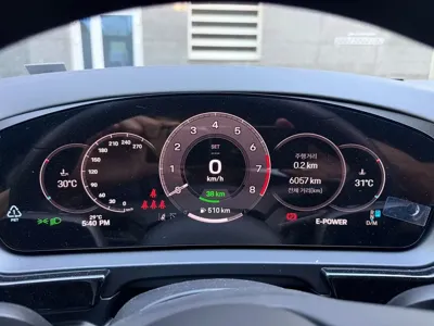Porsche Cayenne 2025, 6100 км, за 165000000 KRW - фото 8