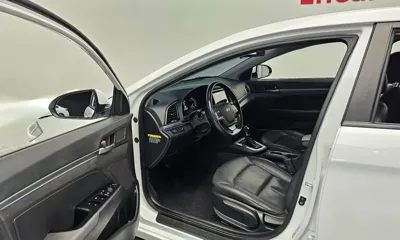 Hyundai Avante 2018, 99747 км, за 9200000 KRW - фото 10