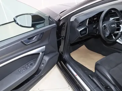 Audi A7L 2024, 66000 км, за 240000 CNY - фото 12