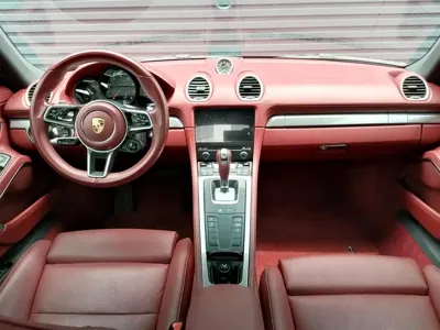 Porsche 718 2024, 11000 км, за 468000 CNY - фото 15
