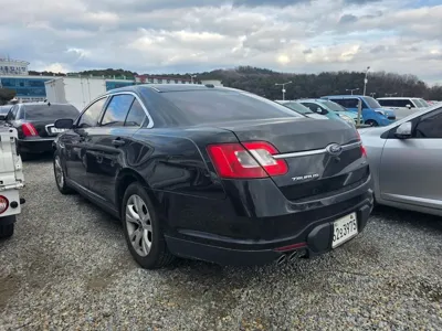 Ford Taurus 2011, 135362 км, за 2500000 KRW