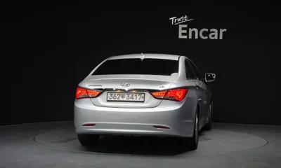 Hyundai Sonata 2014, 183260 км, за 4500000 KRW - фото 4