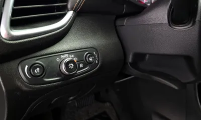 ChevroletGMDaewoo Trax 2017, 119524 км, за 3947.46 USD - фото 18