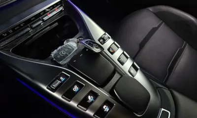 Mercedes-Benz AMG GT 2023, 67779 км, за 67900000 KRW - фото 19