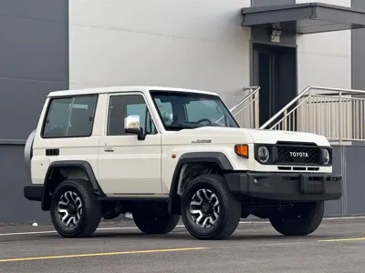Toyota Land Cruiser 2024, 43000 км, за 528500 CNY