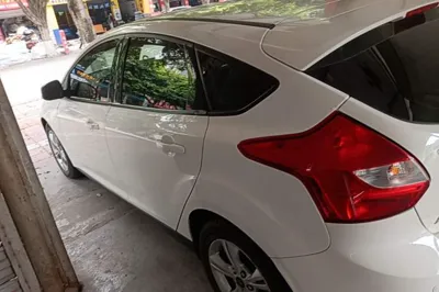 Ford Focus 2012, 92200 км, за 34343.23 CNY