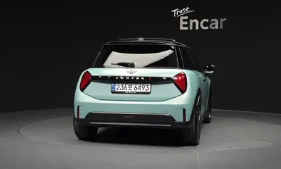 MINI Cooper 2025, 5563 км, за 32900000 KRW