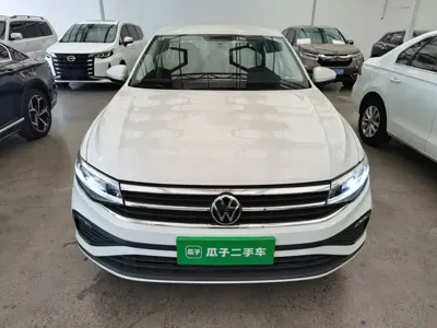 Volkswagen Bora 2023, 90800 км, за 51100 CNY