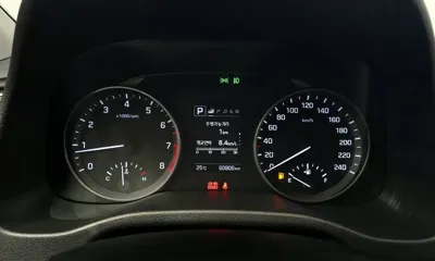 Hyundai Avante 2018, 60806 км, за 9300000 KRW - фото 8