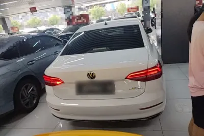 Volkswagen Lavida 2019, 67400 км, за 64442.95 CNY - фото 5