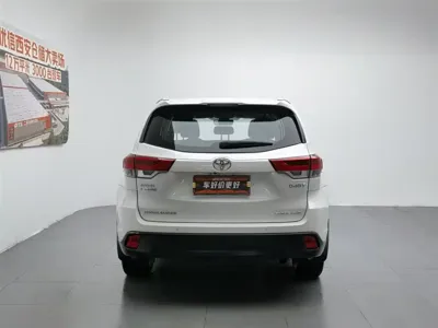 Toyota Highlander 2019, 88699 км, за 111800 CNY
