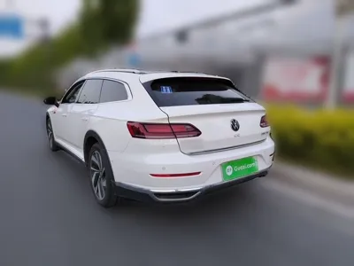 Volkswagen FAW-Volkswagen CC 2021, 99200 км, за 117006.65 CNY