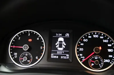 Volkswagen Tiguan 2014, 56900 км, за 7900000 KRW - фото 7