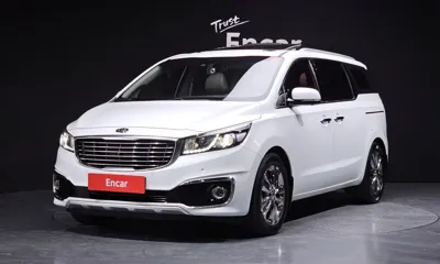 Kia Canival · 2018 год