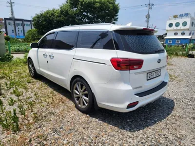 Kia Canival 2019, 133000 км, за 14900000 KRW