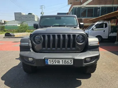 Jeep Wrangler · 2022 год