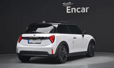 MINI Cooper 2025, 9965 км, за 32590000 KRW