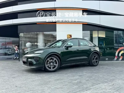 Porsche Macan EV · 2025 год