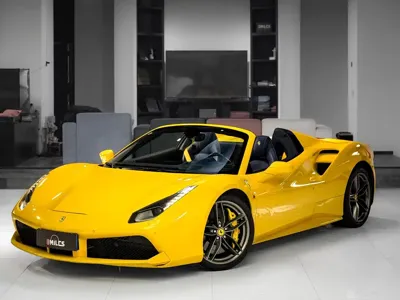 Ferrari 488 · 2018 год